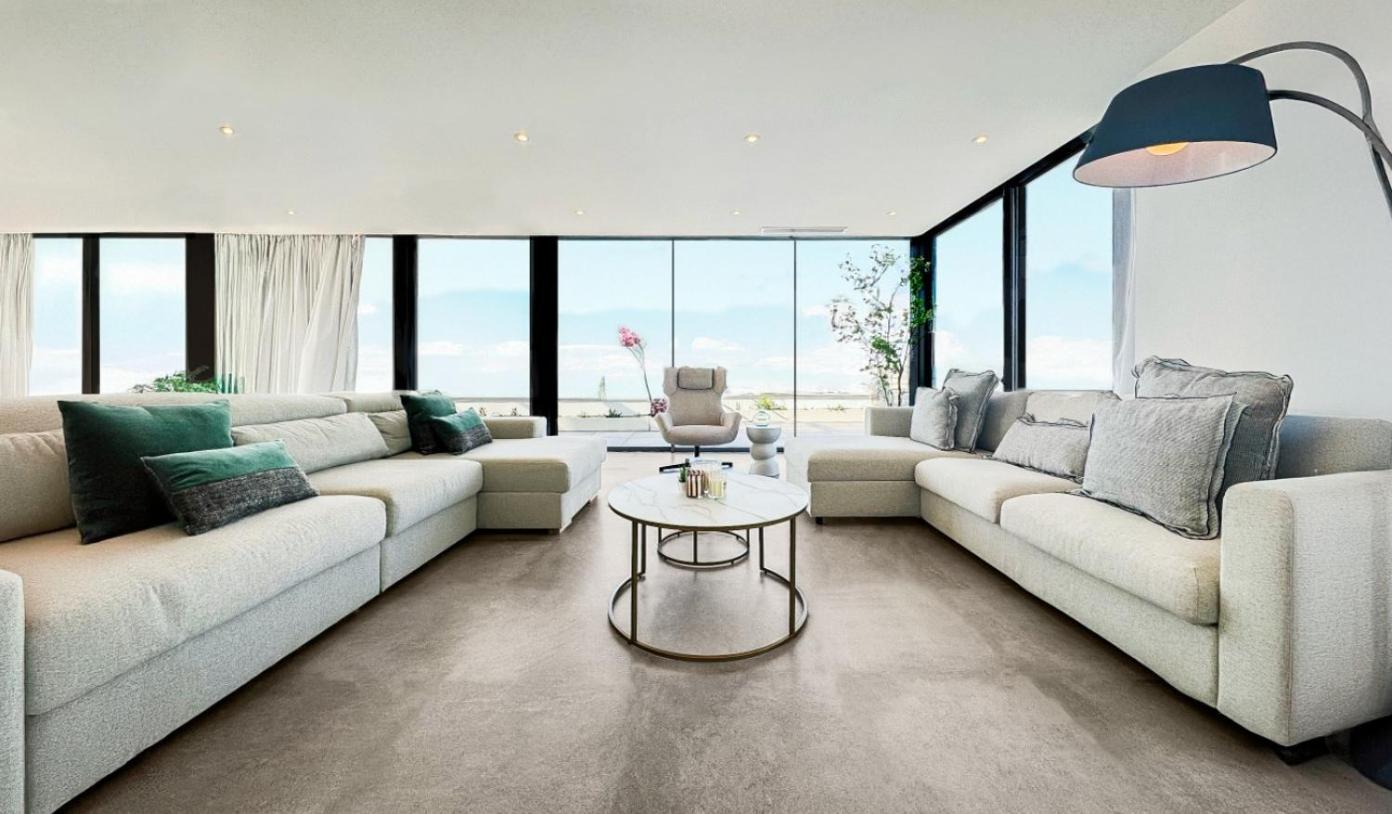 Deluxe Penthouse *